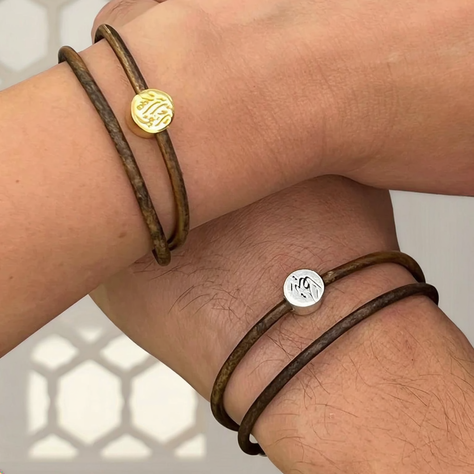 Custom Calligraphy Double-Wrap Genuine Leather Bracelet Mini Medallion