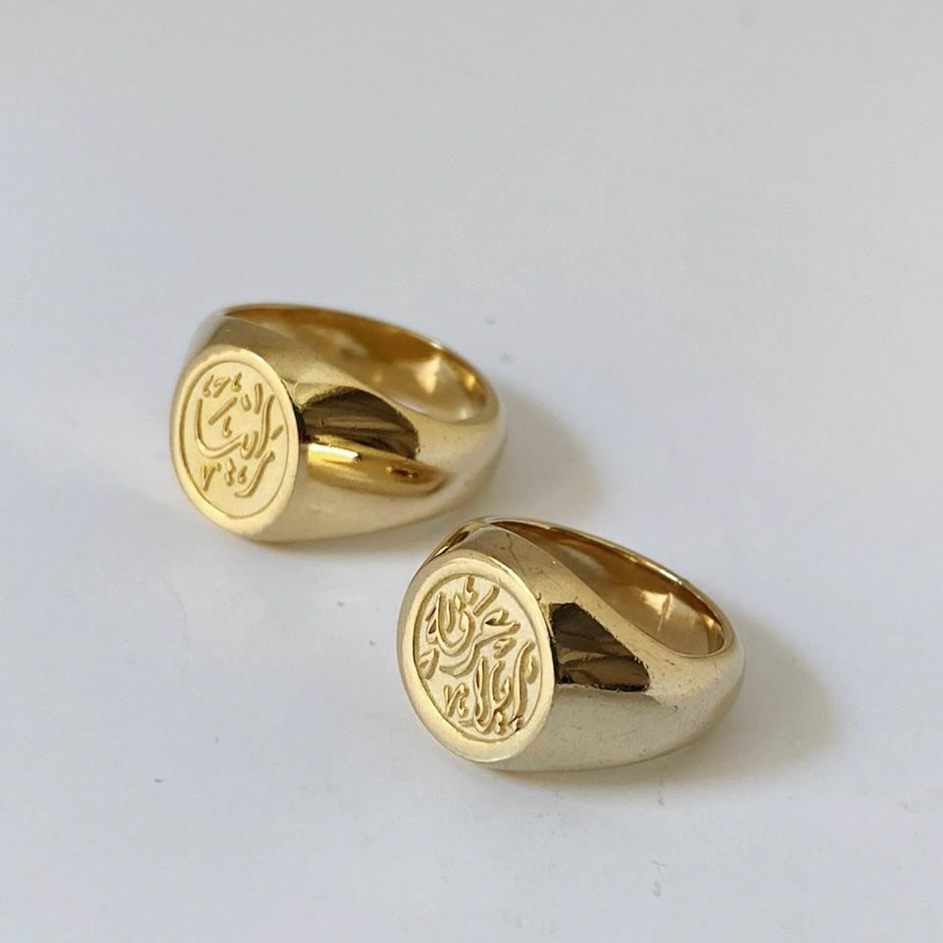 Custom Calligraphy Signet Round Ring