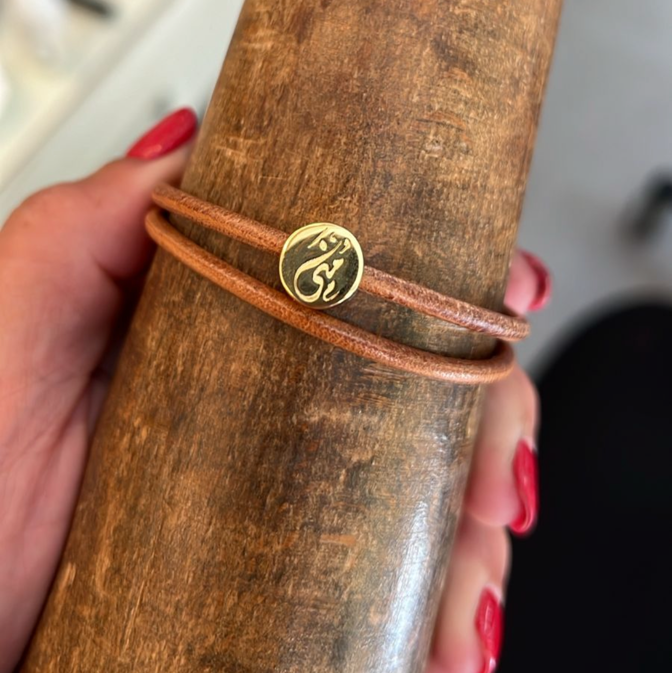 Custom Calligraphy Double-Wrap Genuine Leather Bracelet Mini Medallion